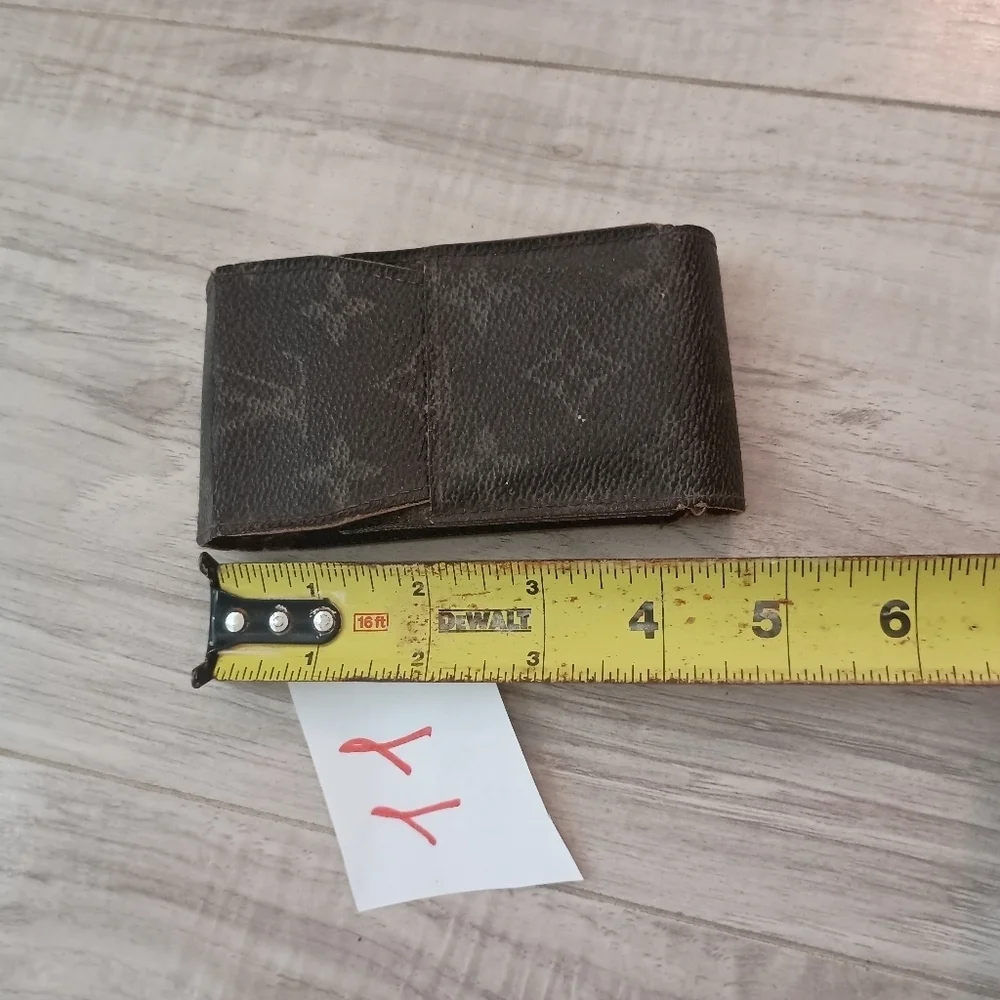 Louis Vuitton LV Etui Monogram Cigarette Tobacco Case Holder Brown Pouch